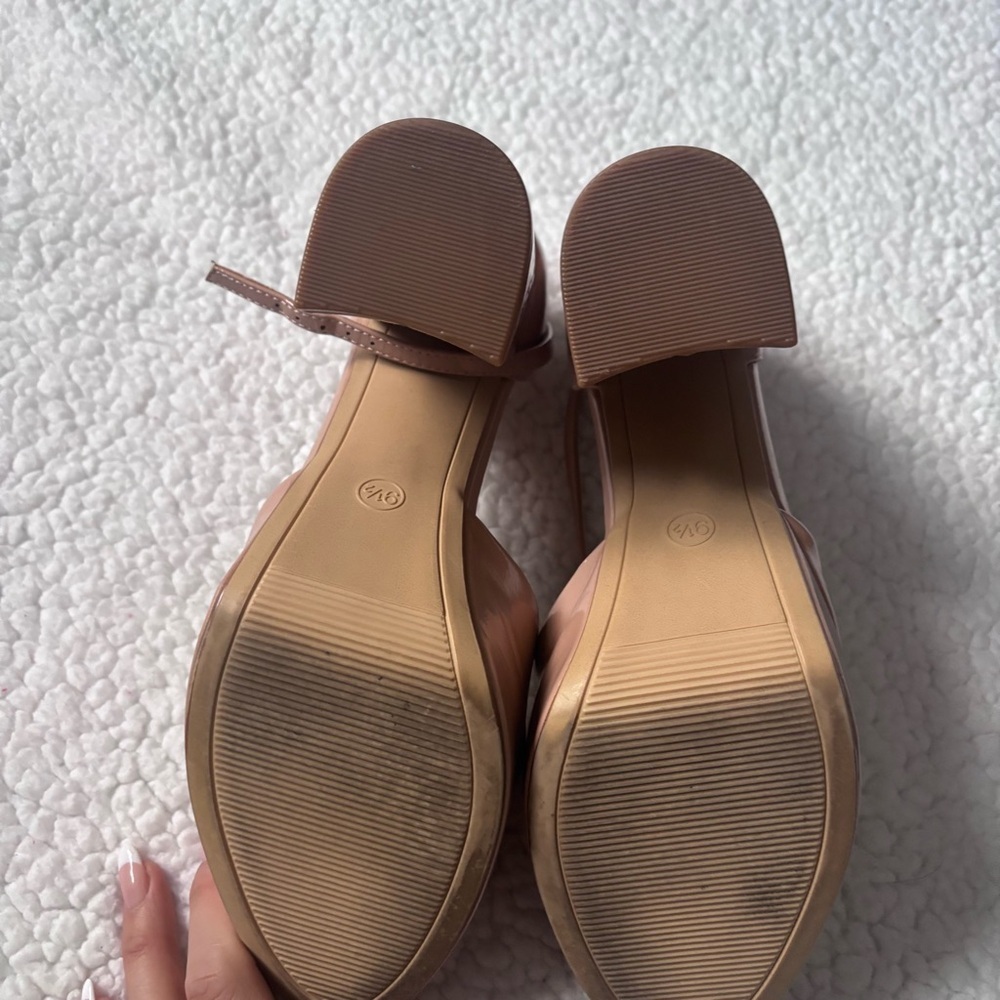 Target a New Day Tan chunky Platform Heels 9 1/2 - Picture 7 of 10